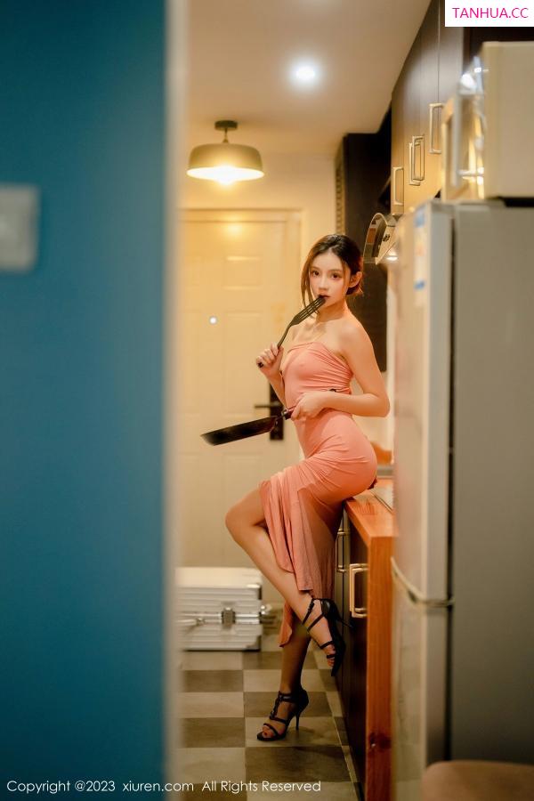 [XiuRen]高清写真图 2023.03.20 No.6437 加朵babe 美腿丝袜